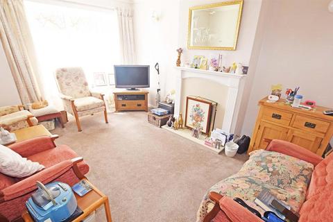 19 Brockenhurst Close, Gillingham, ME8 0HG
