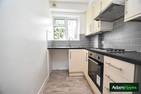 1 bedroom apartment to rent, Okehampton Close, North Finchley N12