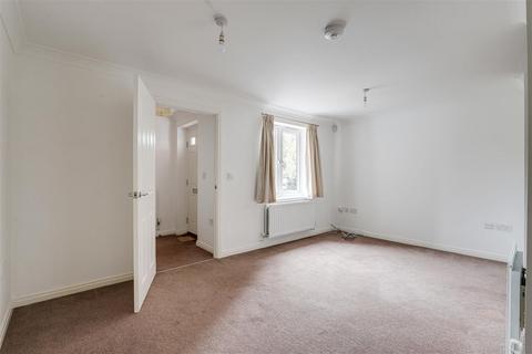 2 bedroom terraced house for sale, Stavely Way, Gamston NG2