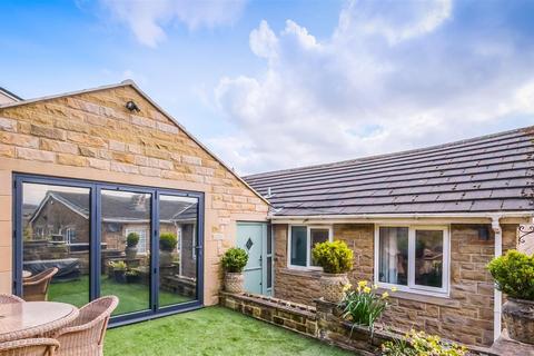 4 bedroom detached house for sale, Cannon Hall Close, Brighouse