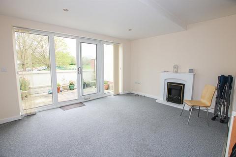 2 bedroom flat for sale, Rowley Drive, Newmarket CB8