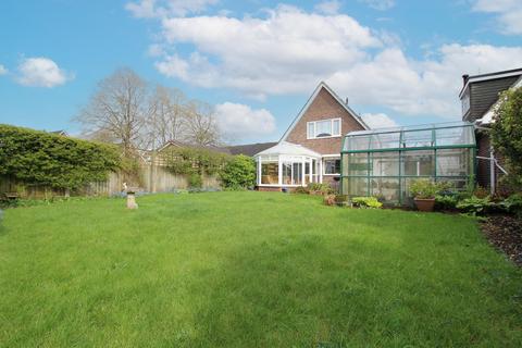 3 bedroom detached bungalow for sale, Oakgrove Gardens, Bishopstoke, Eastleigh