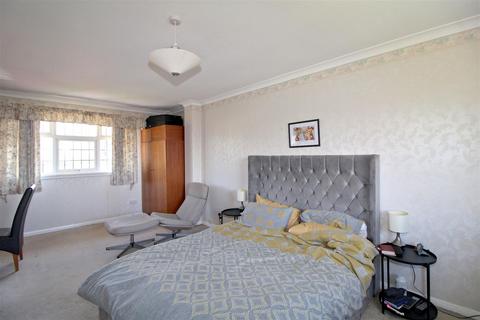 4 bedroom detached house for sale, Bowden Rise, Seaford