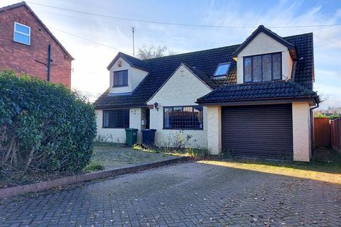 4 bedroom detached house to rent, Areley Common, Stourport-On-Severn