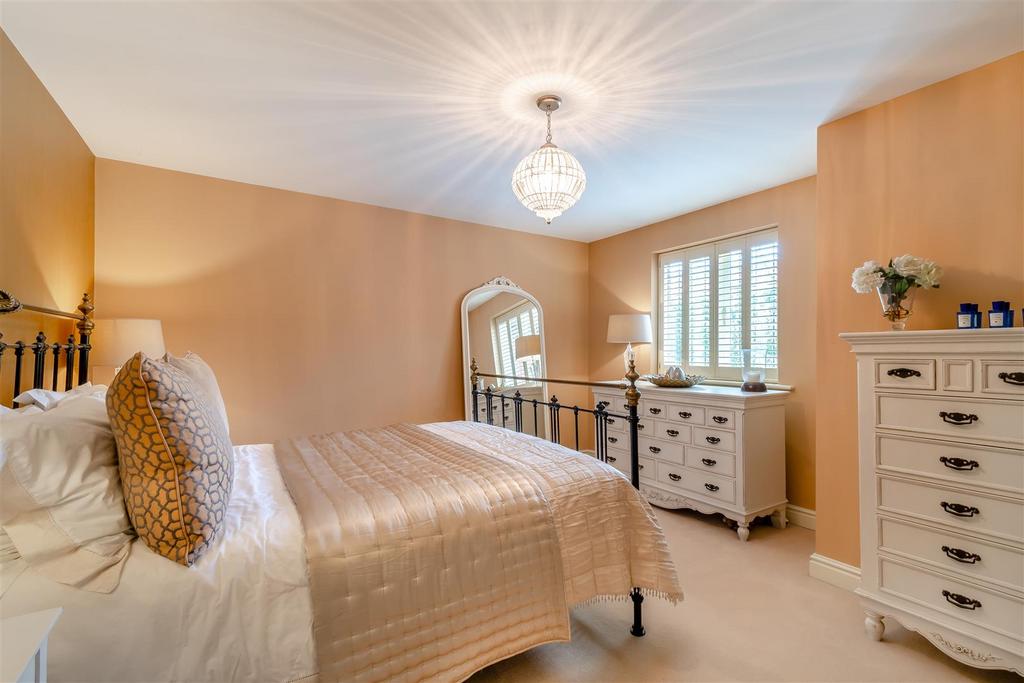 8591273-interior01.jpg