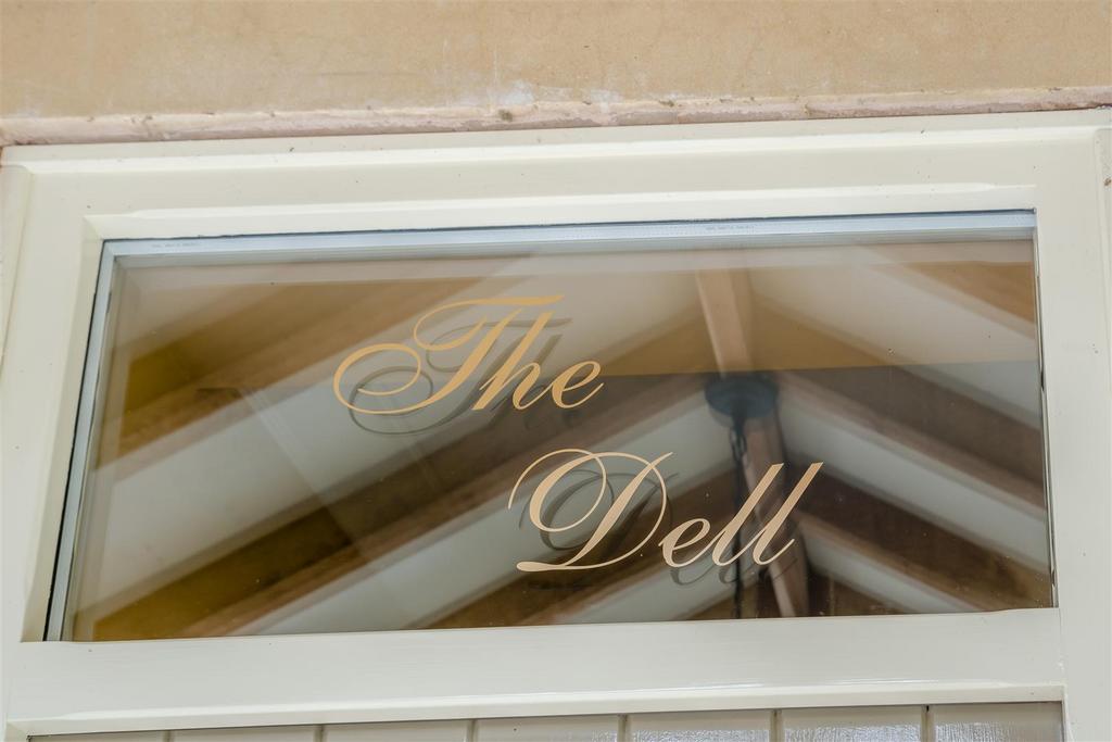 8591273-exterior33.jpg