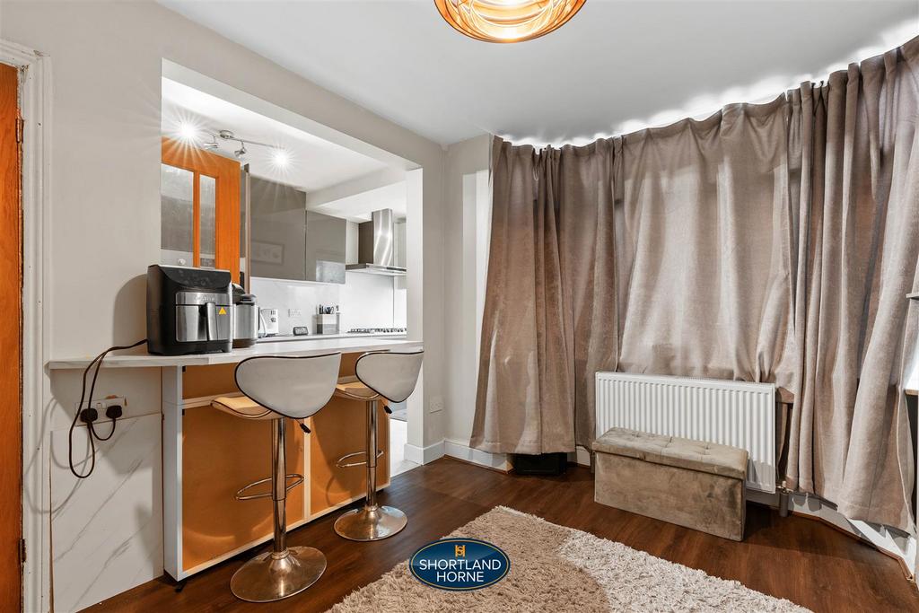25 Crsobie Road SH WM (10 of 16).jpg