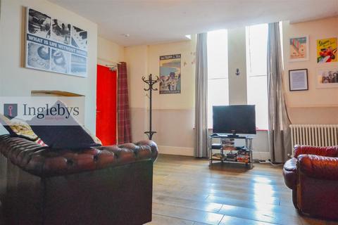 2 bedroom apartment for sale, Marine Parade, Saltburn-By-The-Sea