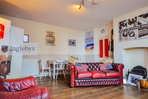 2 bedroom apartment for sale, Marine Parade, Saltburn-By-The-Sea