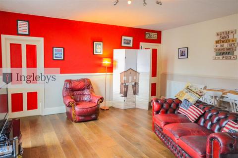 2 bedroom apartment for sale, Marine Parade, Saltburn-By-The-Sea