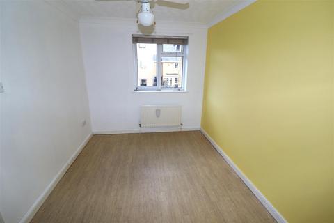 3 bedroom terraced house to rent, Midship Close, Rotherhithe