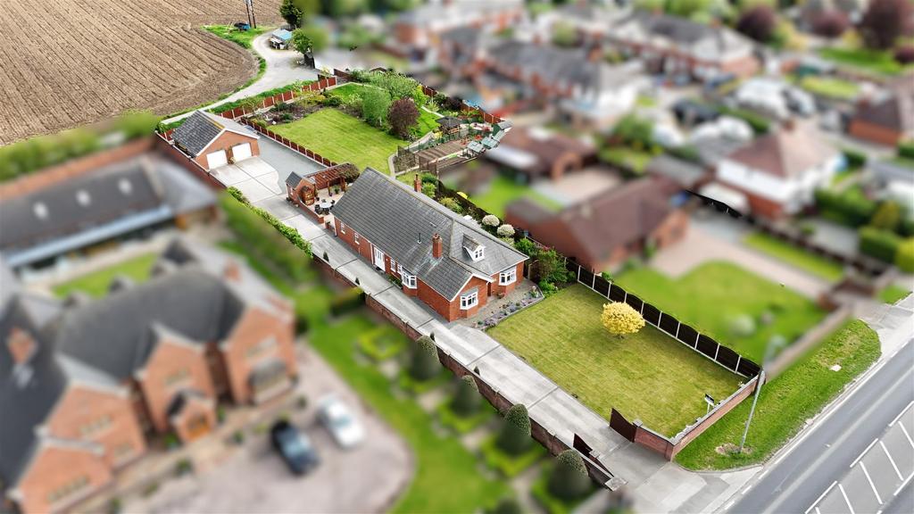 Boothferry Road, Howden 4 bed detached bungalow for sale £585,000