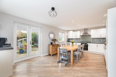 21 Riverside Walk, Otley, LS21 1FG