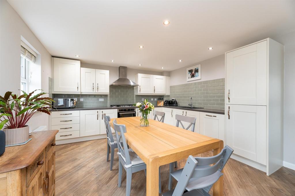Dining Kitchen