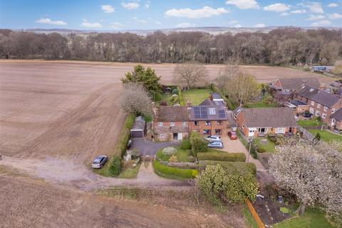 22 Bix Common, Bix, Henley-on-thames, RG9 6BS