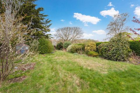 22 Bix Common, Bix, Henley-on-thames, RG9 6BS