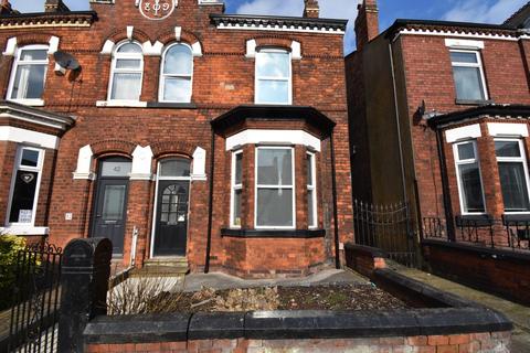 1 bedroom in a house share to rent, Park Road, Springfield, Wigan, WN6 7AA