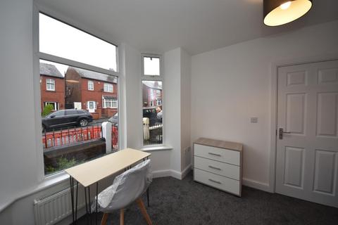1 bedroom in a house share to rent, Hodges Street, Springfield, Wigan, WN6 7JE