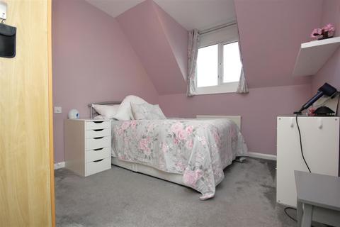 2 bedroom flat for sale, Rectory Road, Rushden NN10
