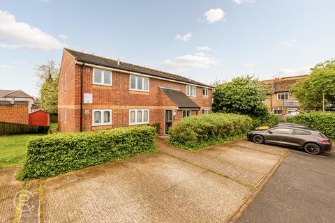 46 Chartwell Close, Greenford, UB6 8LP