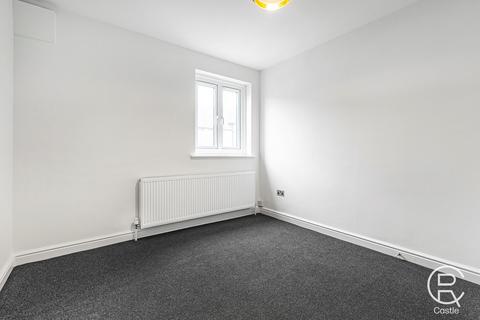 2 bedroom apartment for sale, Greenford Avenue, London, W7