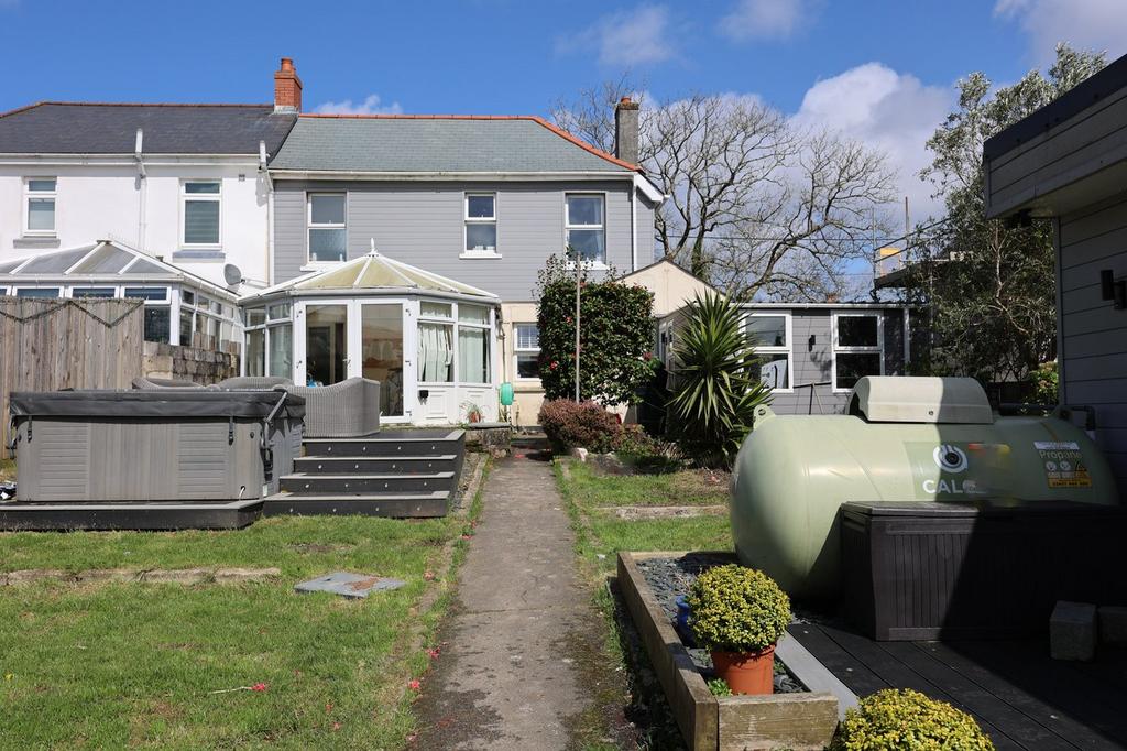 Tremewan, Trewoon, St Austell, PL25 3 bed semidetached house for sale £249,950