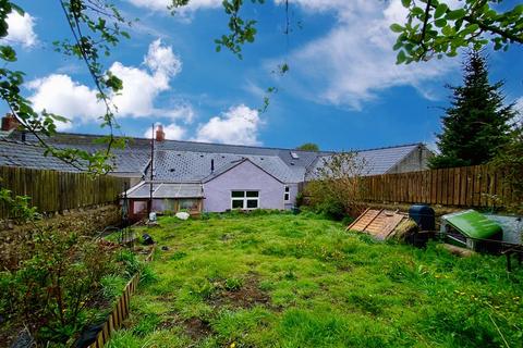 2 bedroom cottage for sale, West Street, Pembroke