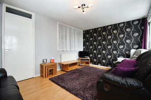 3 bedroom terraced house for sale, Roborough Close, Bransholme, Hull