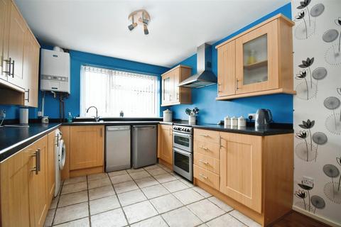 3 bedroom terraced house for sale, Roborough Close, Bransholme, Hull