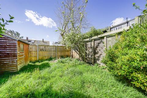 8 Woodbine Close, Twickenham, TW2 5LD