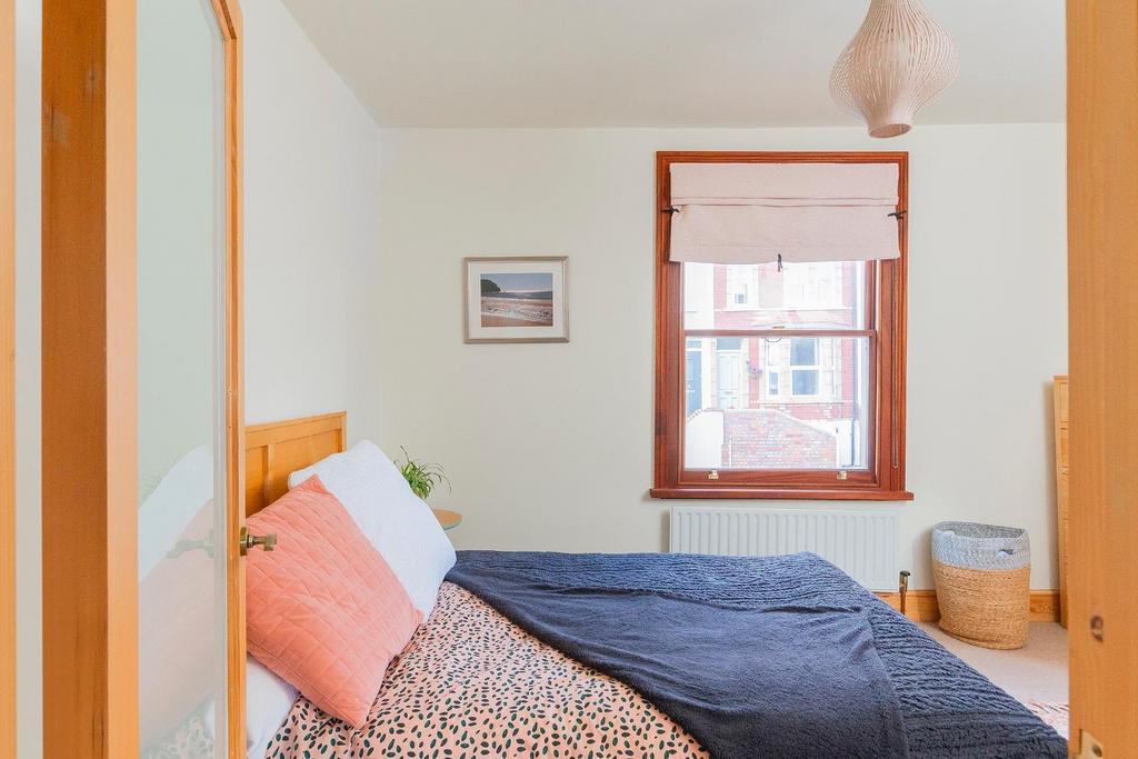 DAOREVORGHSA41 - Bedroom B.jpg