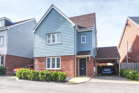 4 bedroom detached house for sale, Spring Close, Bexhill