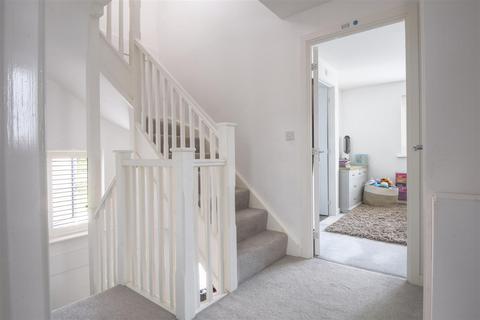4 bedroom detached house for sale, Spring Close, Bexhill