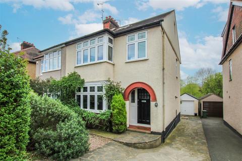 4 bedroom semi-detached house for sale, Westwood Avenue, Brentwood