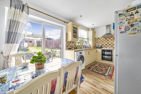 6 Wentbridge Path, Borehamwood, WD6 4ET
