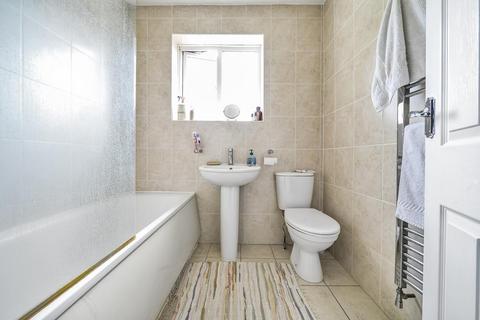 6 Wentbridge Path, Borehamwood, WD6 4ET
