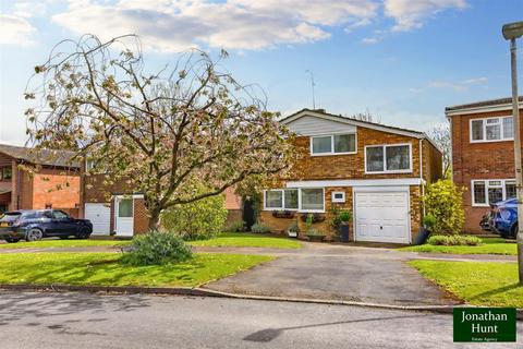 4 bedroom detached house for sale, Bridewell close, Buntingford SG9