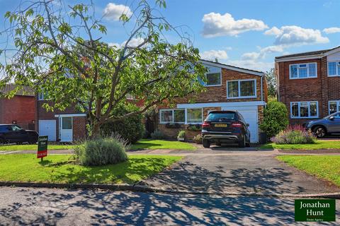 4 bedroom detached house for sale, Bridewell close, Buntingford SG9