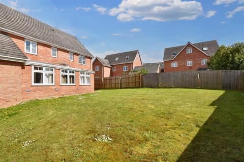 4 bedroom detached house for sale, Stirling Close, Corby NN18