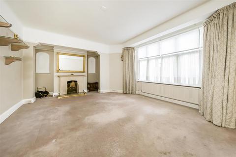 2 bedroom flat for sale, Park Lane, Richmond