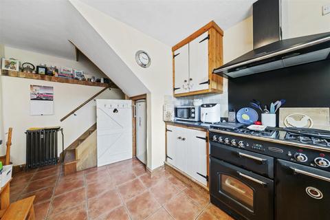 3 bedroom cottage for sale, Club Lane, Woodford NN14