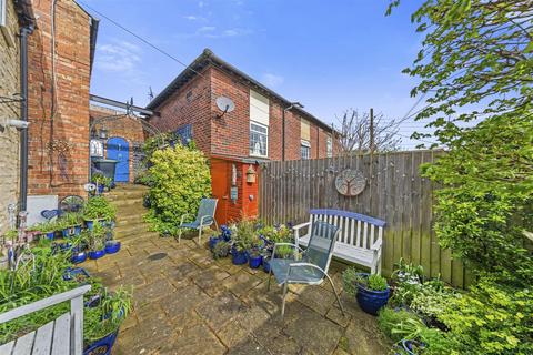 3 bedroom cottage for sale, Club Lane, Woodford NN14