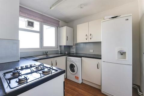 1 bedroom flat for sale, Upper Clapton Road, London, E5