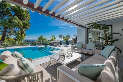 5 bedroom villa, Marbella, Malaga, Spain