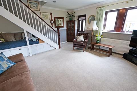 9 Riding Close, Barnoldswick, BB18 6BW