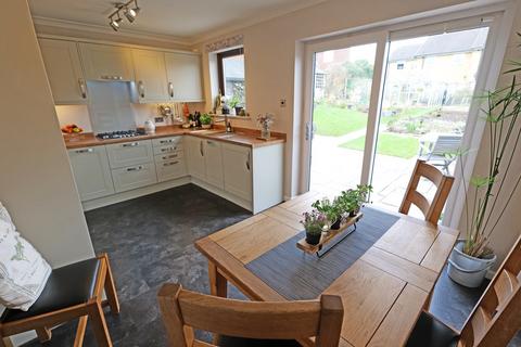 9 Riding Close, Barnoldswick, BB18 6BW