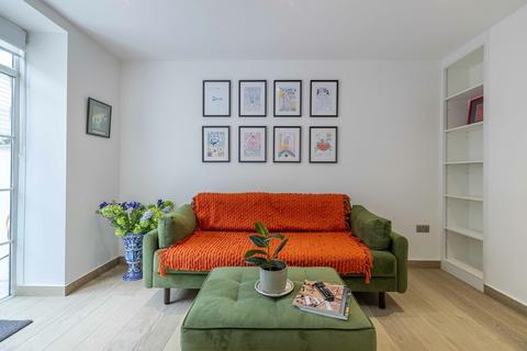 3 bedroom apartment to rent, Ebury Bridge Road, Pimlico, SW1W