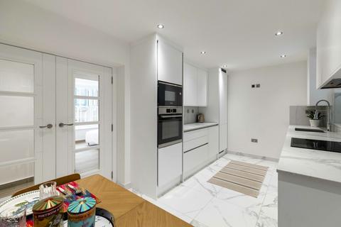 3 bedroom apartment to rent, Ebury Bridge Road, Pimlico, SW1W