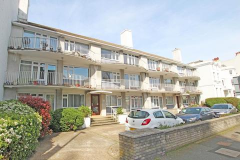 2 bedroom flat for sale, South Street, Eastbourne, BN21 4LD