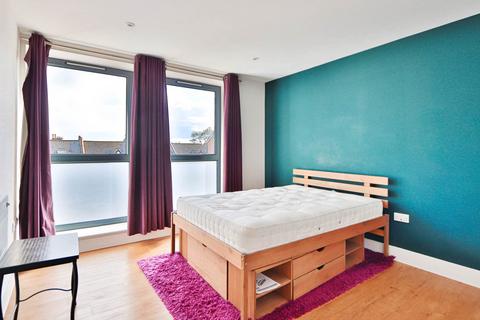1 bedroom flat to rent, Burlington Road, New Malden